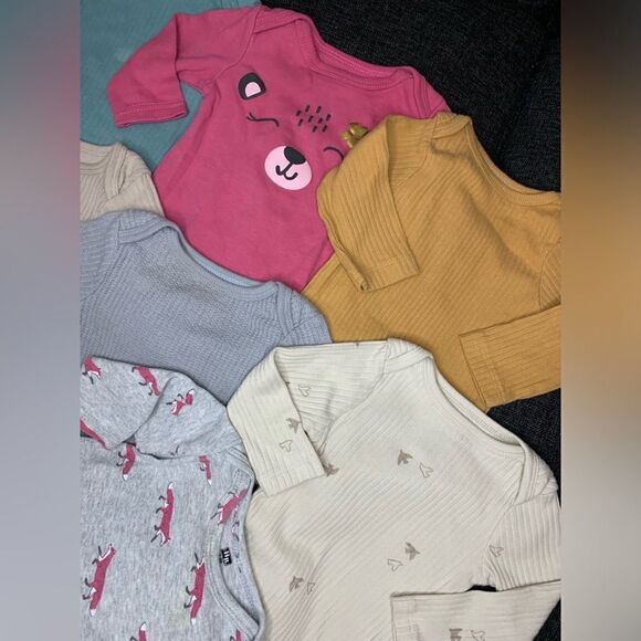 Long Sleeve Onesie Bundle - Picture 2 of 9